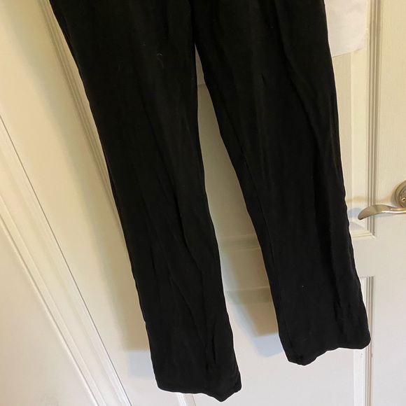 Black Lulu Yoga Pants - Picture 2 of 3